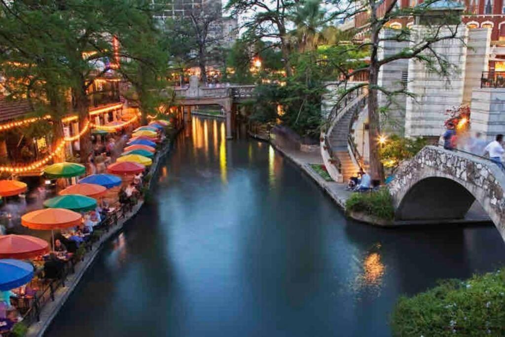 Apartamento Downtown Sa Cozy & 2 Bedroom